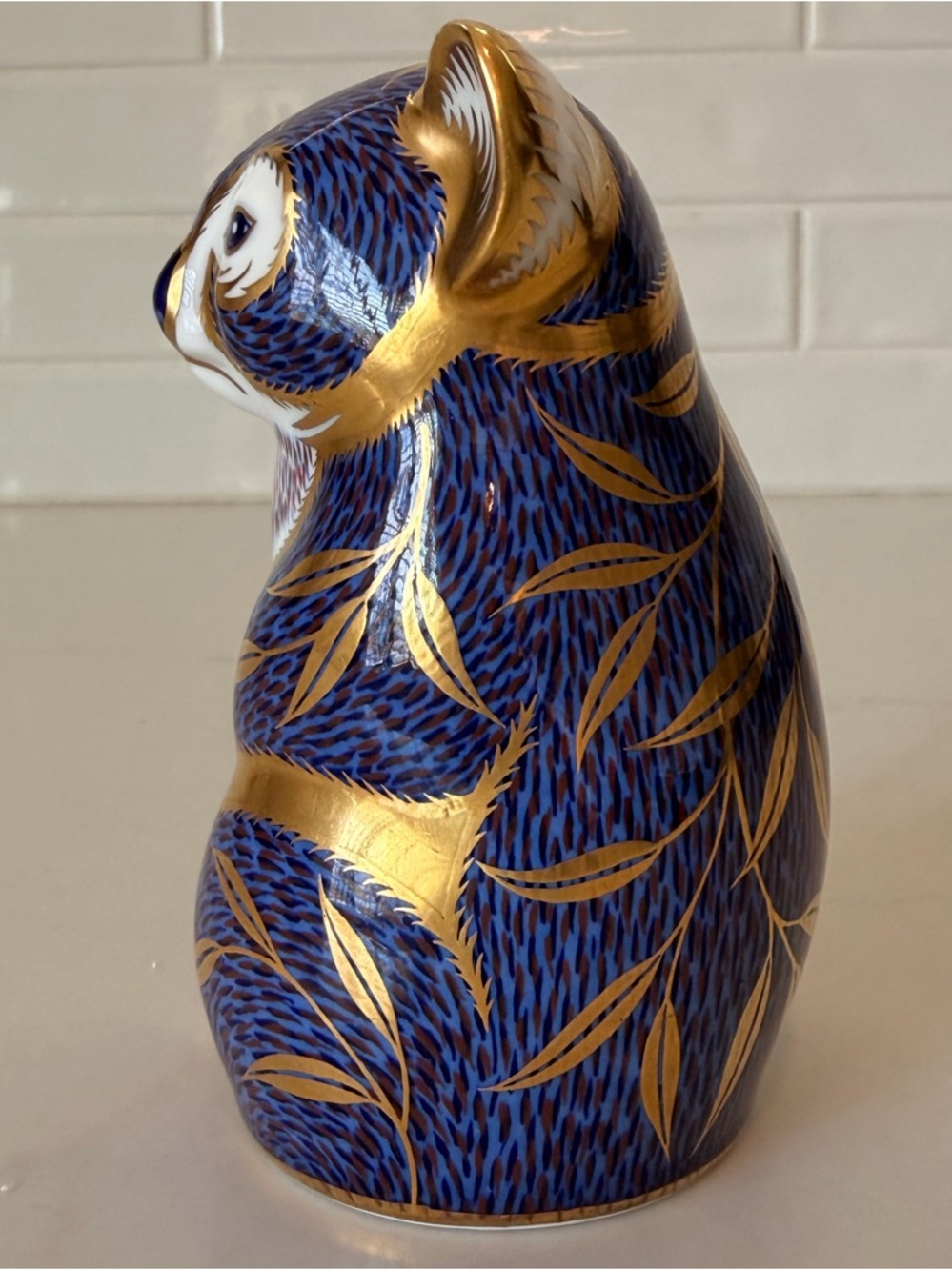 Royal Crown Derby Imari Koala Bear paperweight - Picture 2 of 7